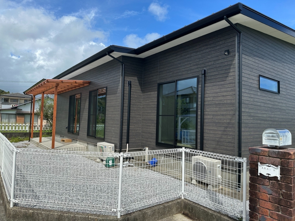 ３階建てを平家にした減築リノベーション